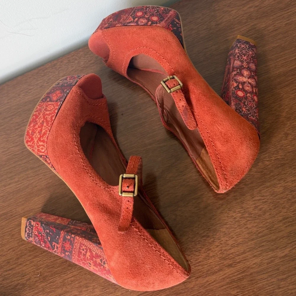 Lucky Brand 7.5 Suede Orange Paisley Open Toe Mary Jane Platform Pump Y2K Boho